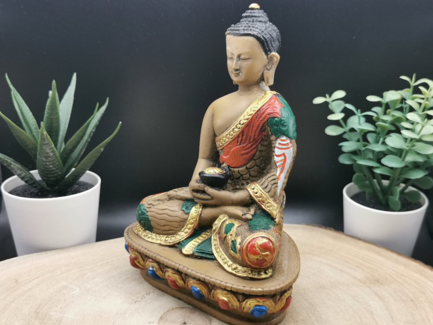 Meditierender Buddha aus Resin | Handbemalt, ca. 13cm, Gießharz