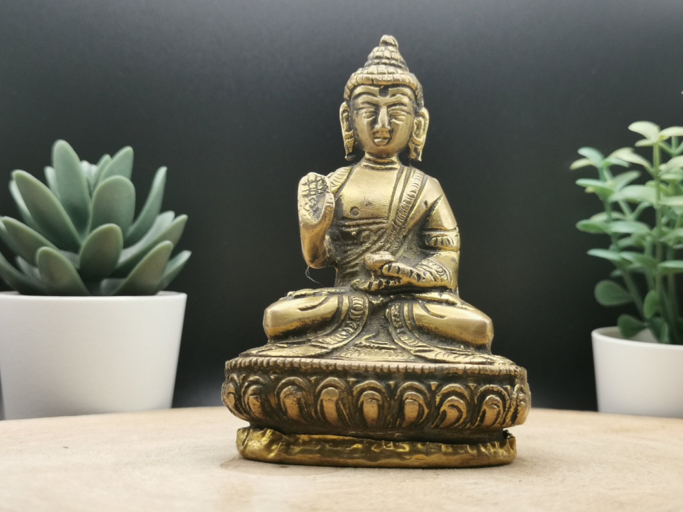 Beschützer Buddha aus Messing | ca. 9cm, ca. 300g