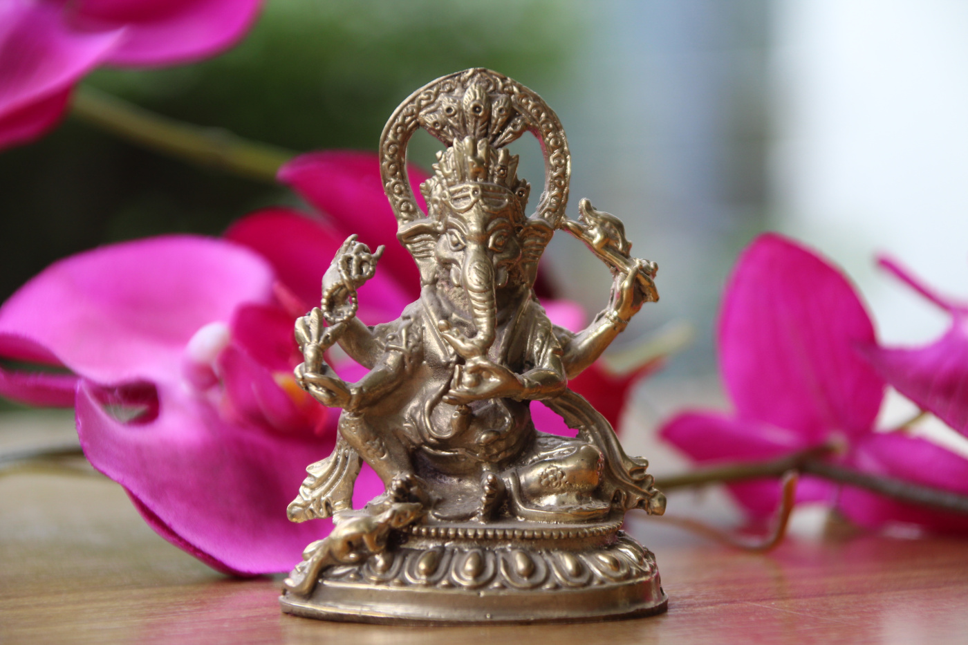 Ganesh Figur aus Messing – handgefertigt in Nepal | 7 cm | Nepalesischer Stil