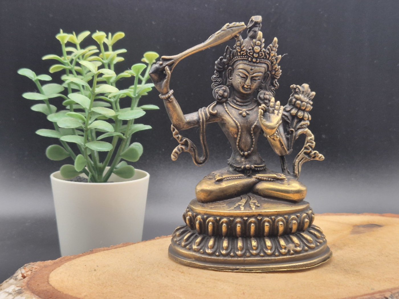 Manjushri – Bodhisattva der Weisheit | Messing in antiker Optik | ca. 10 cm