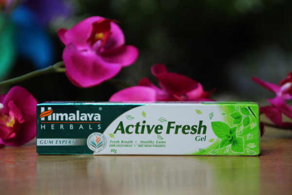 Ayurveda Zahnpasta Active Fresh | 80g, Himalaya™