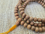 Sandelholz Mala-Gebetskette | 108+1 Perlen | ca. 8mm | handgefertigt in Nepal
